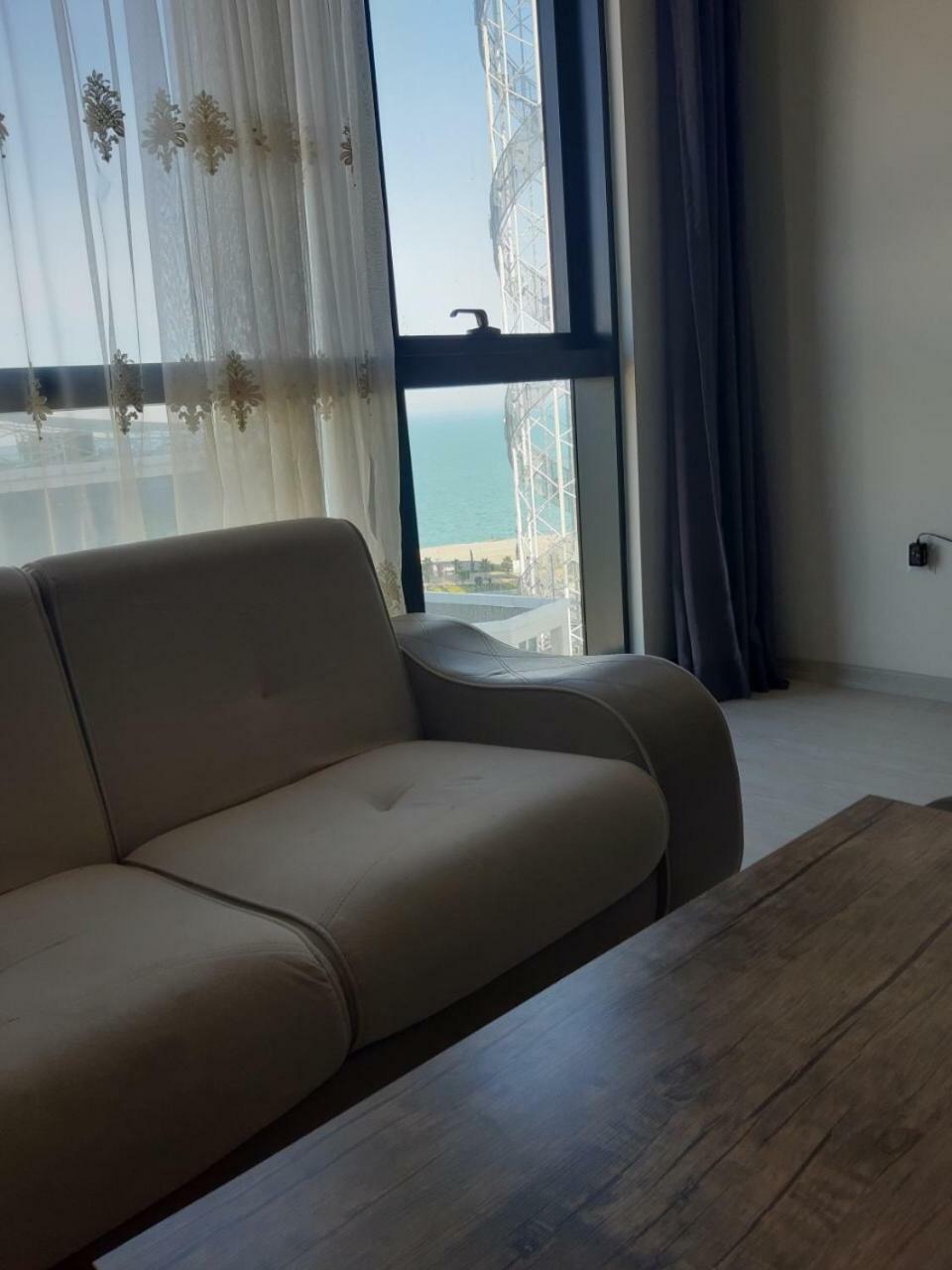 Angel Apartment In Porta Batumi Exterior photo
